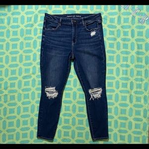 American Eagle Dream Jean Jeggings. Size 16R.